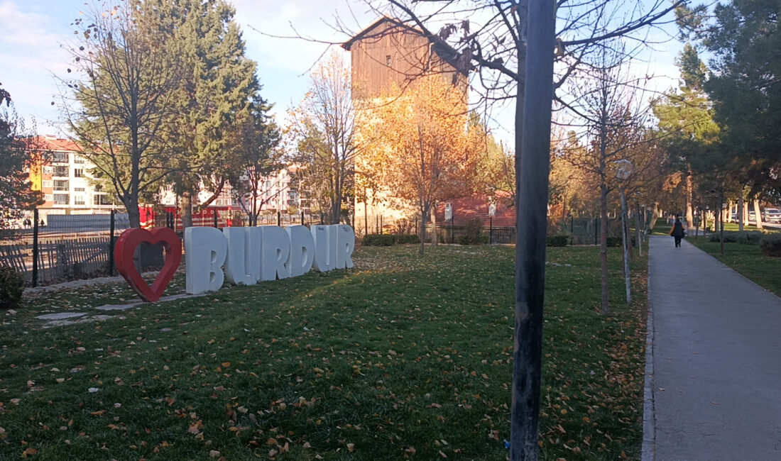 Burdur’da kız öğrenciler arasında çıkan kavgada 15 yaşındaki Y.Ö., darbedilerek