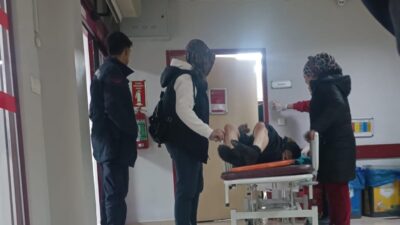 Mantar toplamak için gittiği ormanda kayalıklardan düşerek yaralanan 82 yaşındaki