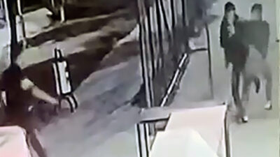 Adana Yüreğir'de 26 Ekim'de parkta tartıştığı 3 lise öğrencisini döven