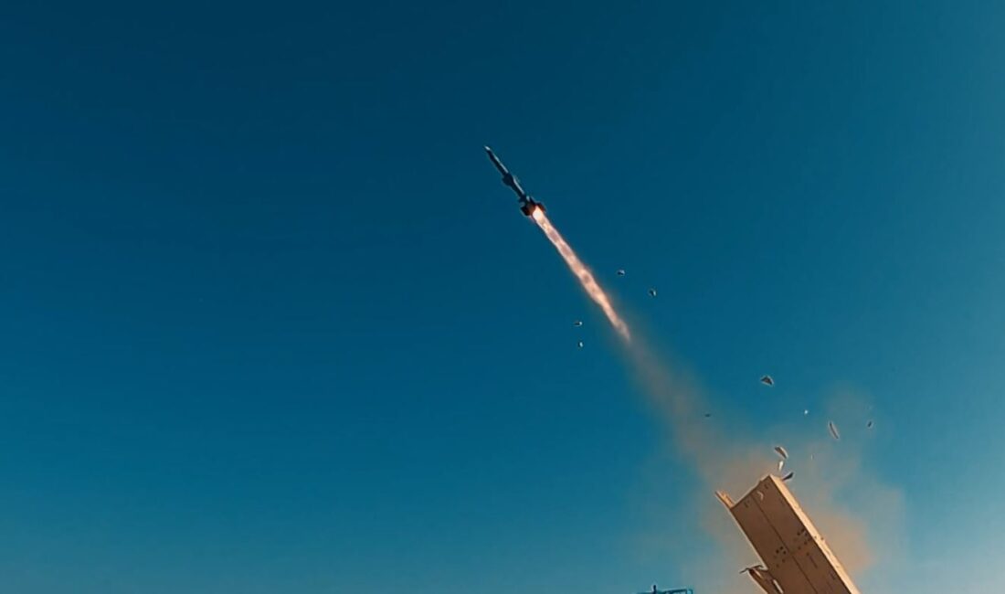 ASELSAN ve ROKETSAN tarafından geliştirilen SİPER 1 uzun menzilli hava