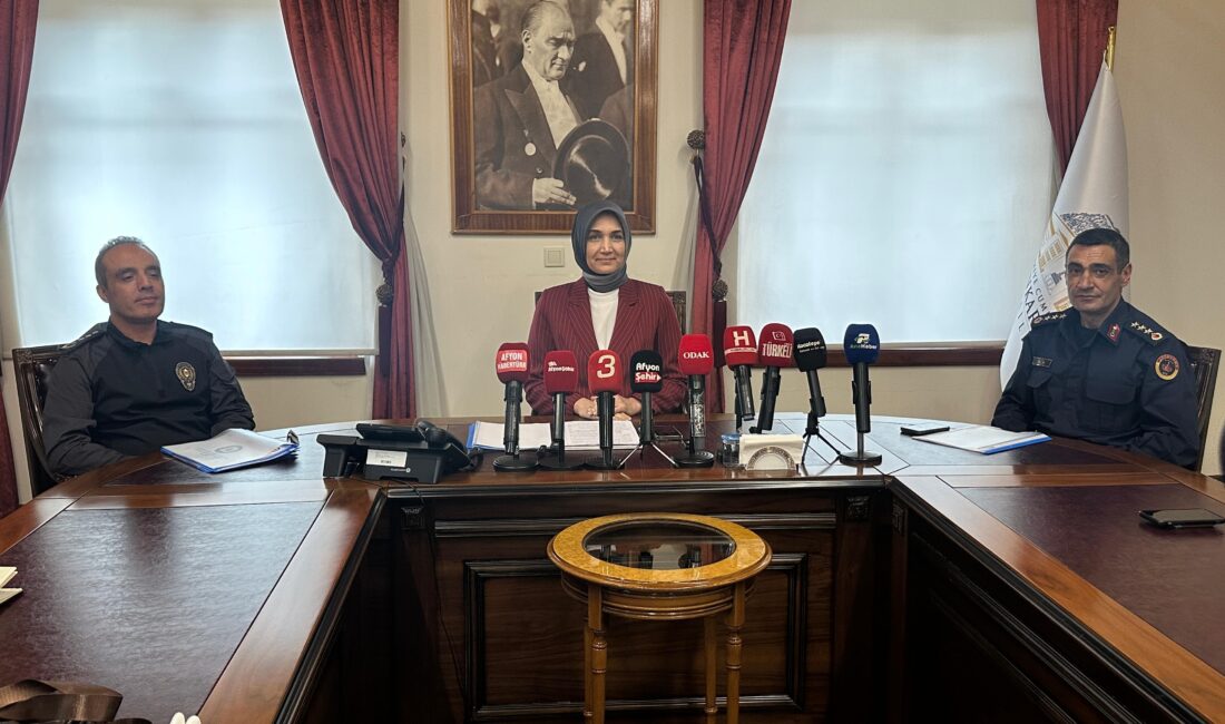 Afyonkarahisar Valisi Doç. Dr. Kübra Güran Yiğitbaşı, kent genelinde asayiş