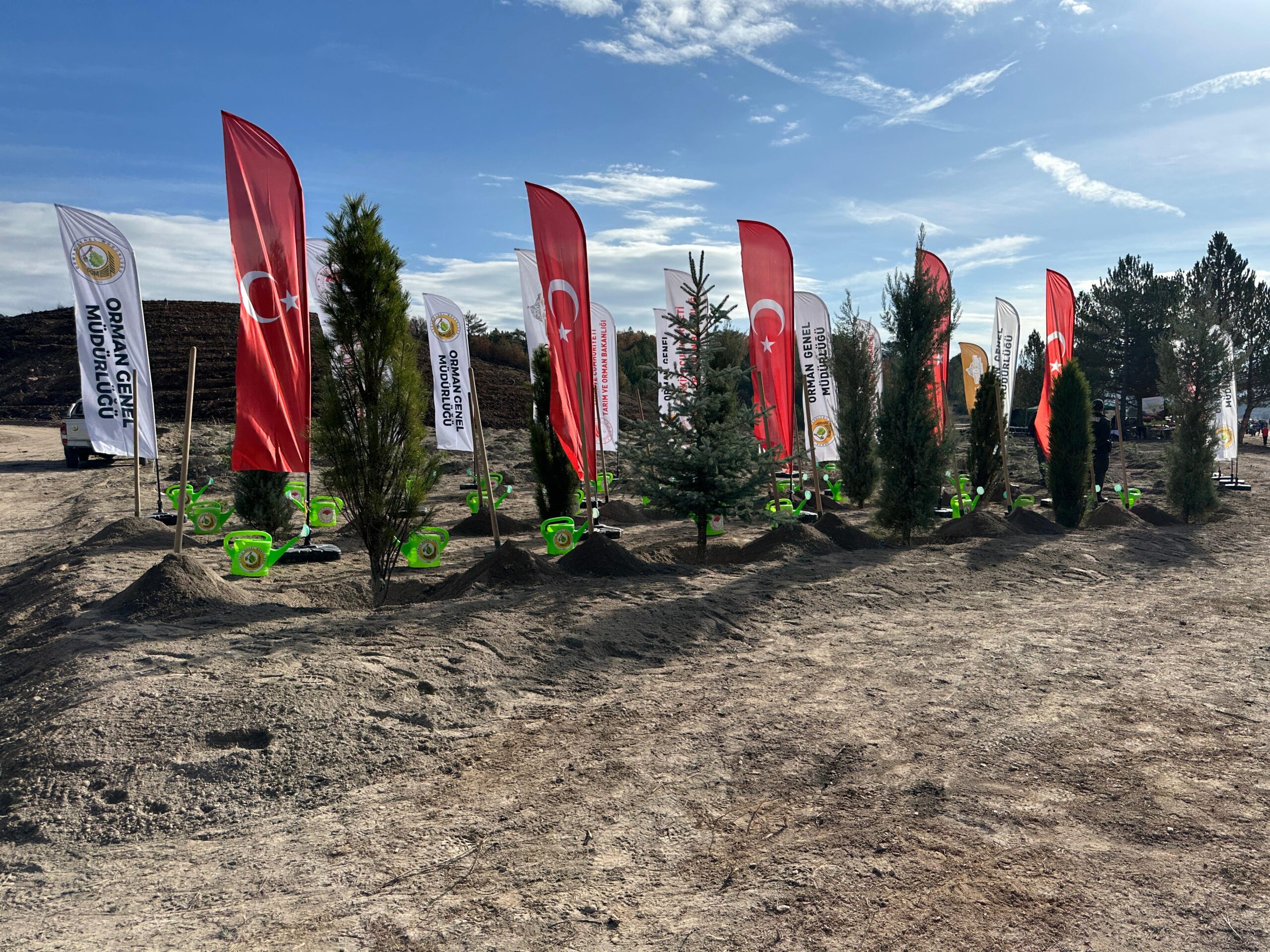 11 Kasım Milli Ağaçlandırma Günü dolayısıyla Afyonkarahisar’ın İhsaniye ilçesine bağlı