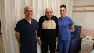 Afyonkarahisar Devlet Hastanesinde 63 yaşındaki erkek hastaya, hastanede ilk kez