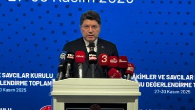 Bir dizi temaslarda bulunmak üzere Afyonkarahisar’a gelen Adalet Bakanı Yılmaz