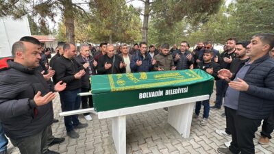 Fatih’te kaldıkları otelde rahatsızlanarak hastaneye kaldırılan iki kardeş ile annelerinin