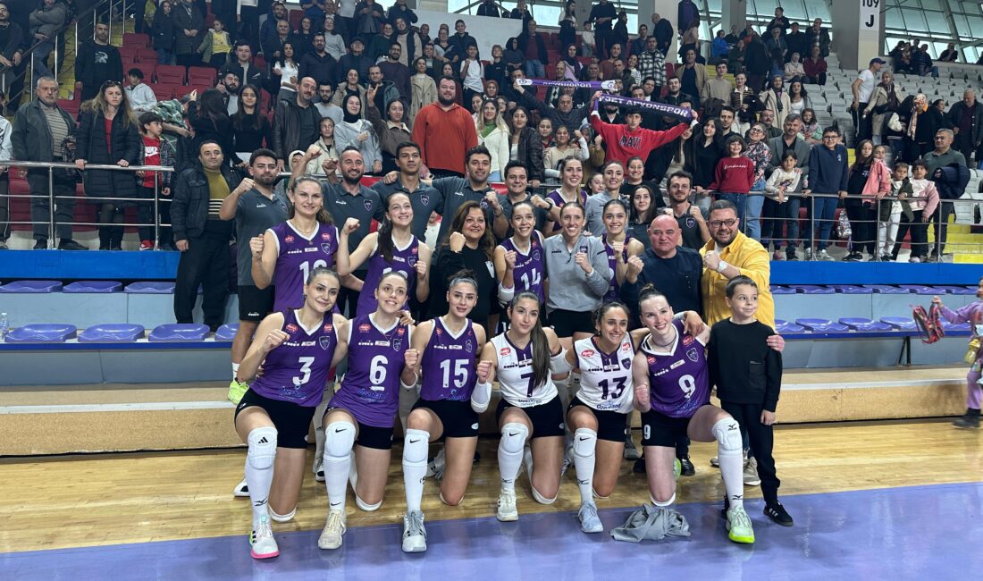 TVF Arabica Coffee House Kadınlar Voleybol 1. Ligi’nde mücadele eden