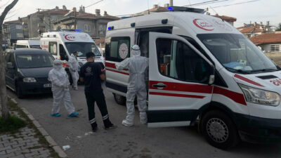 Afyonkarahisar’da yedikleri patates kızartmasından sonra fenalaşan anne ve 3 çocuğu,