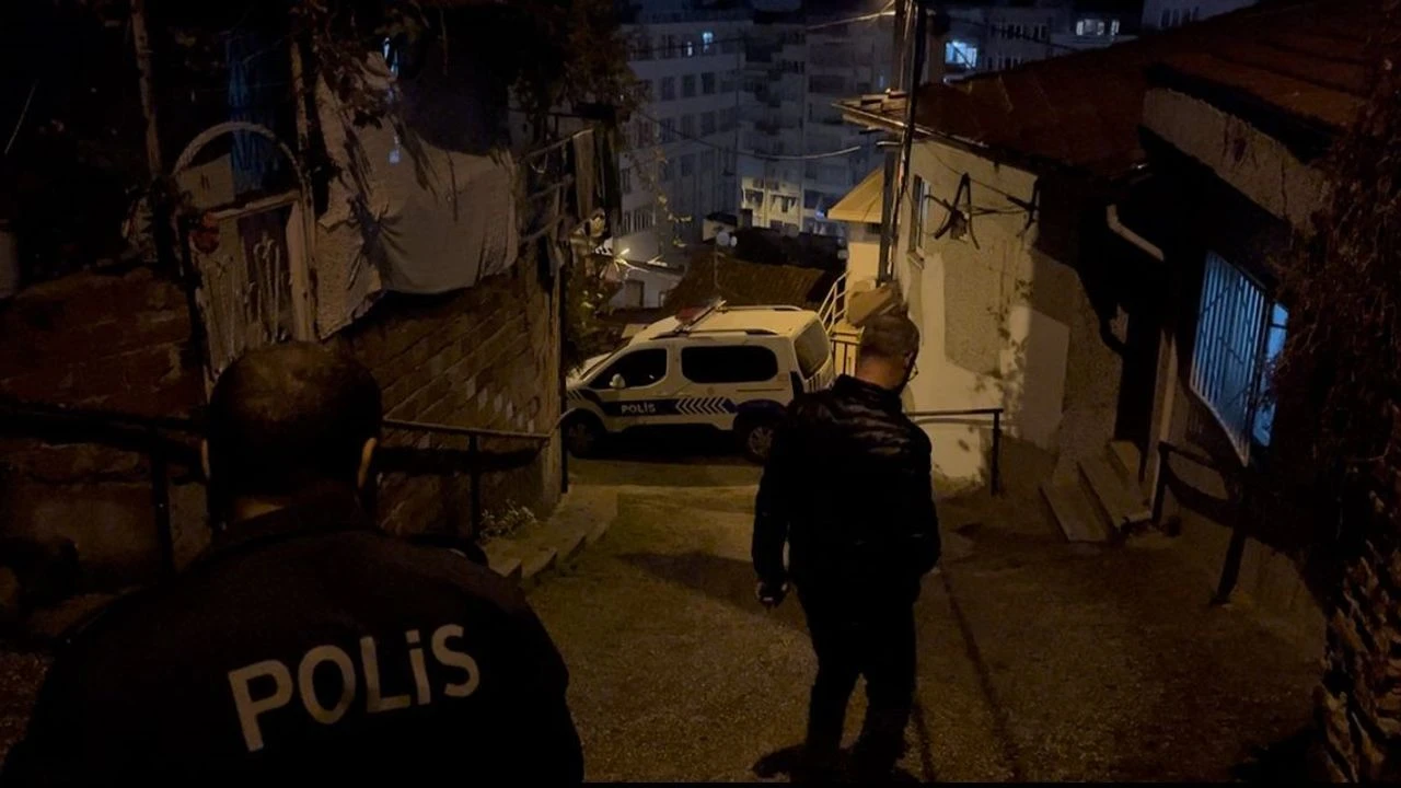 Bursa Osmangazi’de bir evin bahçesinde 43 yaşındaki Yunus Özdemir, henüz