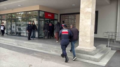 Afyonkarahisar merkezli 6 kentte jandarma tarafından telefon dolandırıcılarına yönelik gerçekleştirilen