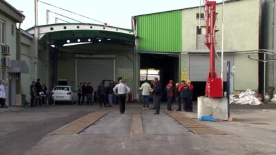 Afyonkarahisar’da bir yağ fabrikasında meydana gelen patlamada 1’i ağır 2