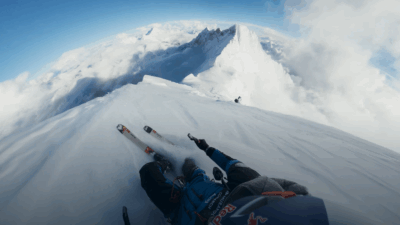 Polonyalı sporcu, takviye oksijen kullanmadan Everest'in zirvesine çıkıp zirveden kayakla