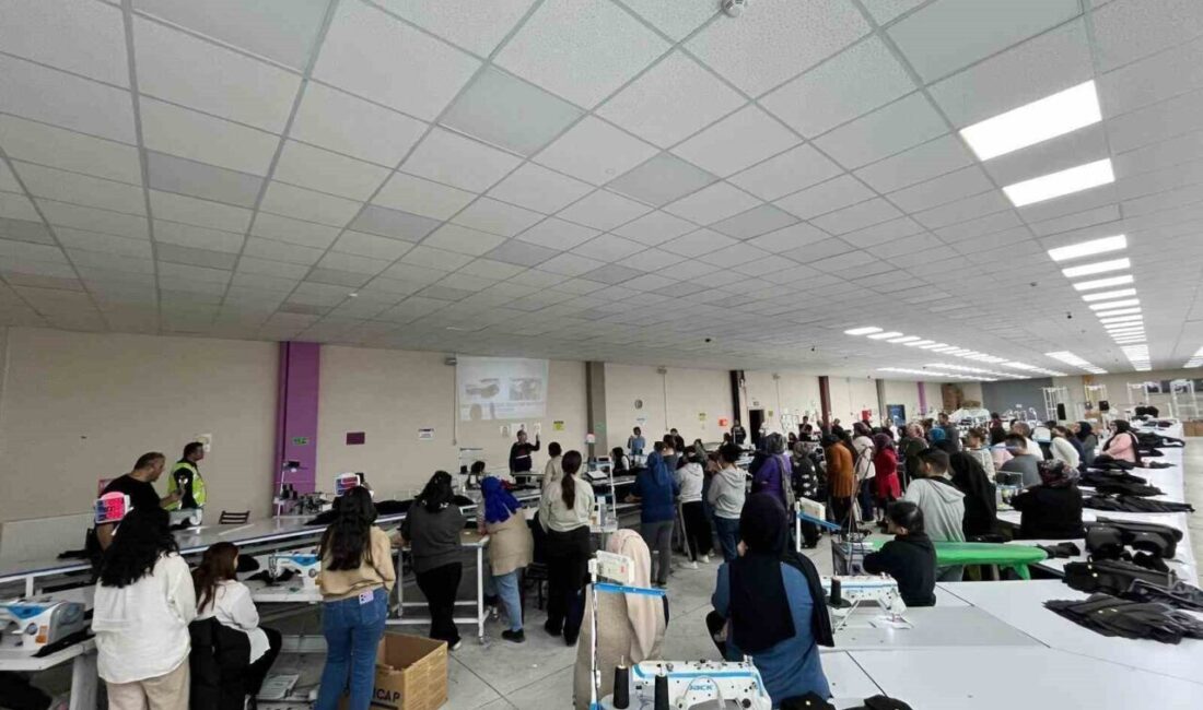 Jandarma ekipleri, uyuşturucu ve madde bağımlılığı ile mücadele kapsamında farkındalık