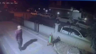 Gece saatlerinde apartman otoparkına giren şüpheli, park halindeki bisikleti sakin
