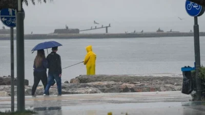 Yeni haftada sıcaklıklar mevsim normallerinin üzerinde devam edecek, ancak salıdan
