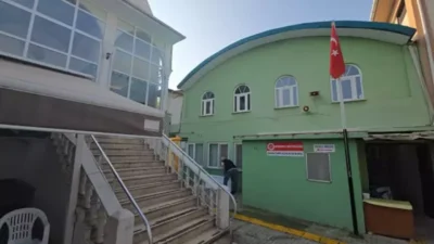 Bursa’da bir caminin kadınlar tuvaletinde 40 yaşlarında bir erkek cesedi