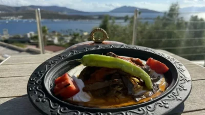 Bodrum’un coğrafi işaretli lezzeti Çökertme Kebabı, dünyanın saygın gastronomi kaynaklarından