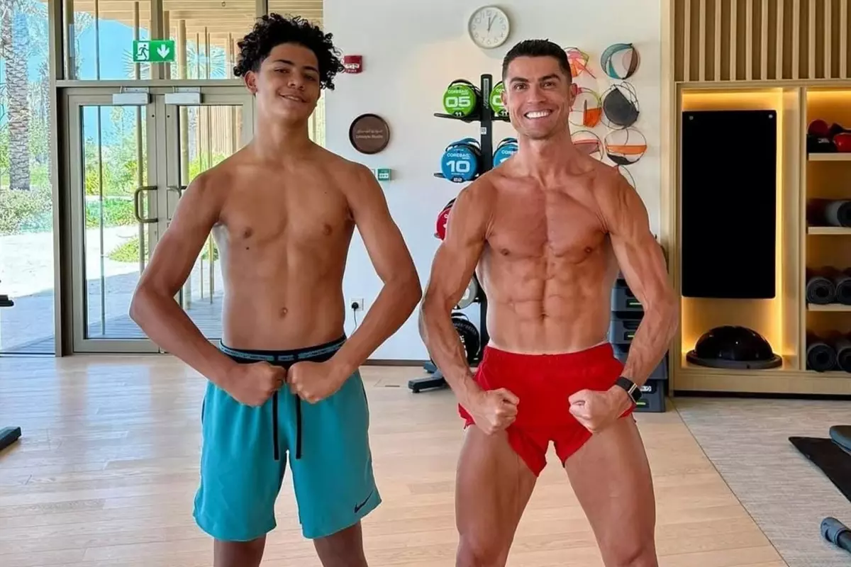 Cristiano Ronaldo'nun oğlu Cristiano Ronaldo Junior, Portekiz U16 formasıyla Galler