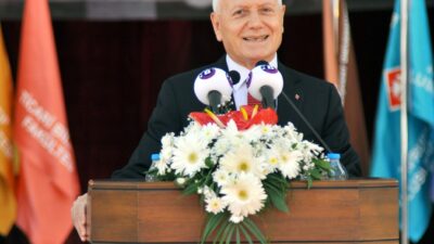 Türk bilim insanı Prof. Dr. Mehmet Haberal, Asya Transplantasyon Derneği’nin