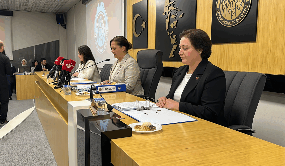 Afyonkarahisar Belediye Meclisi Kasım ayı olağan toplantısı, Belediye Başkanı Burcu