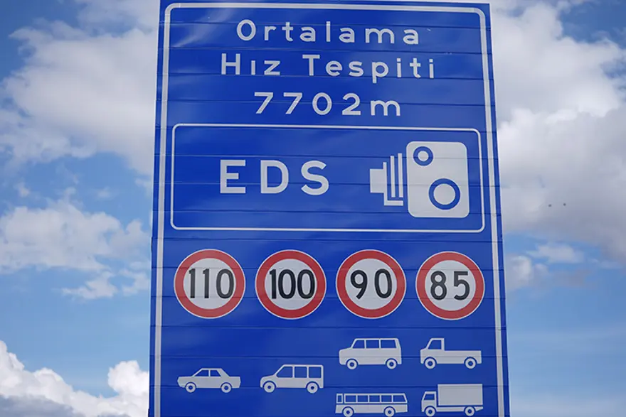 Elektronik Denetleme Sistemleri hız ihlallerini ve kural dışı davranışları 24