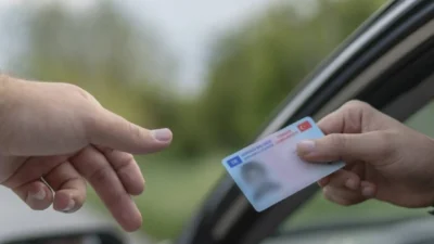 Eski tip ehliyet yenileme süresi 31 Ekim 2025'te sona erdi,