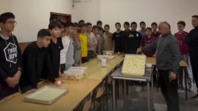 Afyonkarahisar Emirdağ Fen Lisesi pansiyonunda kalan öğrencilere, Okul Müdürü Celil