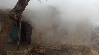 Afyonkarahisar’ın Şuhut ilçesine bağlı Karaadilli beldesinde yaşanan ev yangını itfaiye