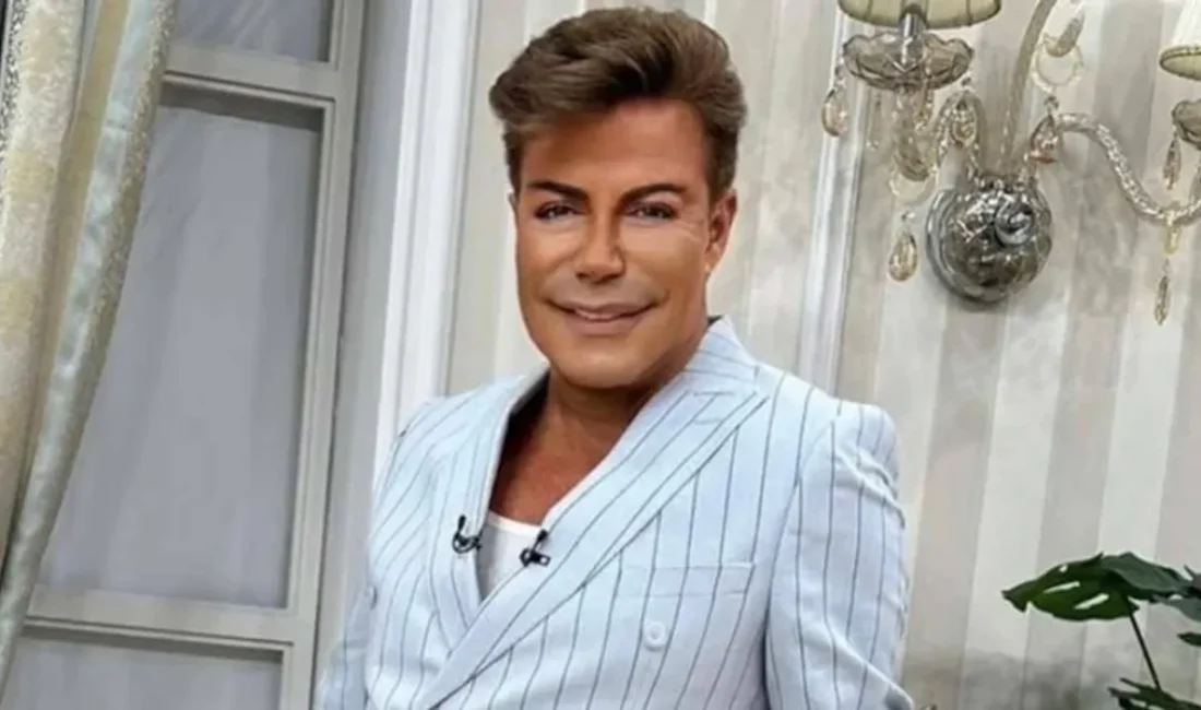 Kalp krizi geçiren Fatih Ürek, fenalaştığı evinden hastaneye kaldırıldı. Kalbi