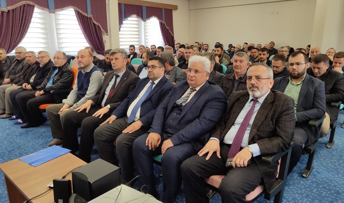 Afyonkarahisar’ın Şuhut ilçesinde cami görevlileri ile Kur’an kursu öğreticilerine yönelik