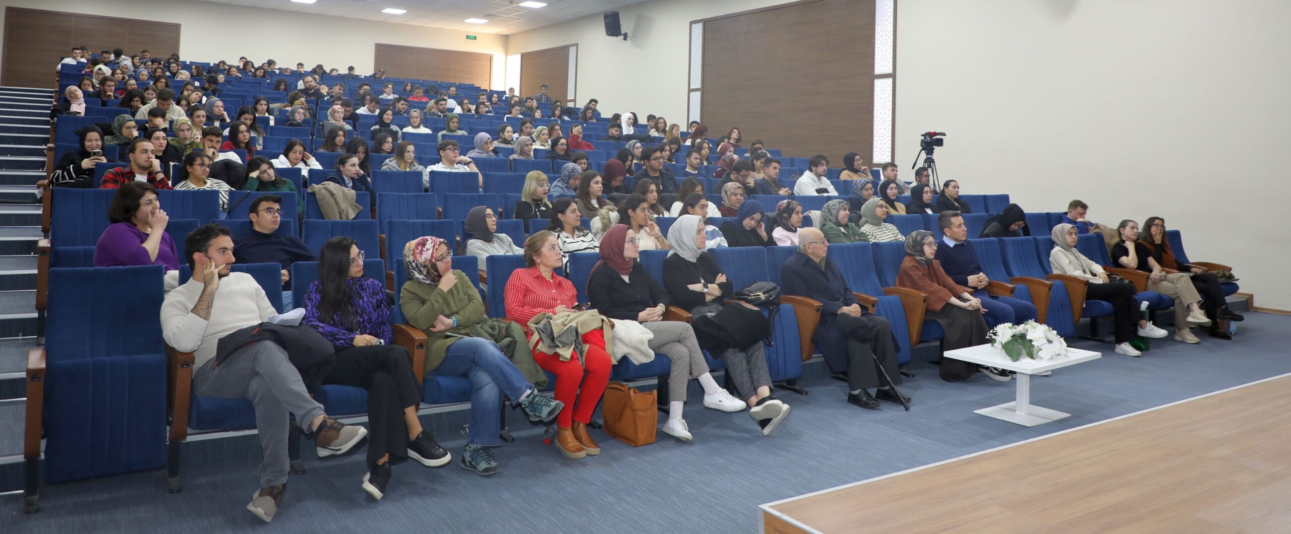 Dünya Kronik Obstrüktif Akciğer Hastalığı (KOAH) Günü dolayısıyla AFSÜ Sağlık