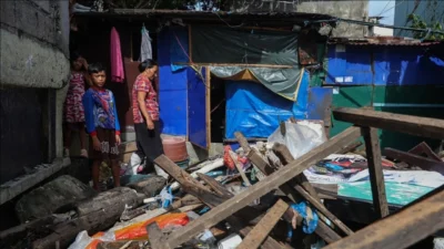 Filipinler’i vuran Fung-wong Tayfunu nedeniyle 27 kişi hayatını kaybetti, 36