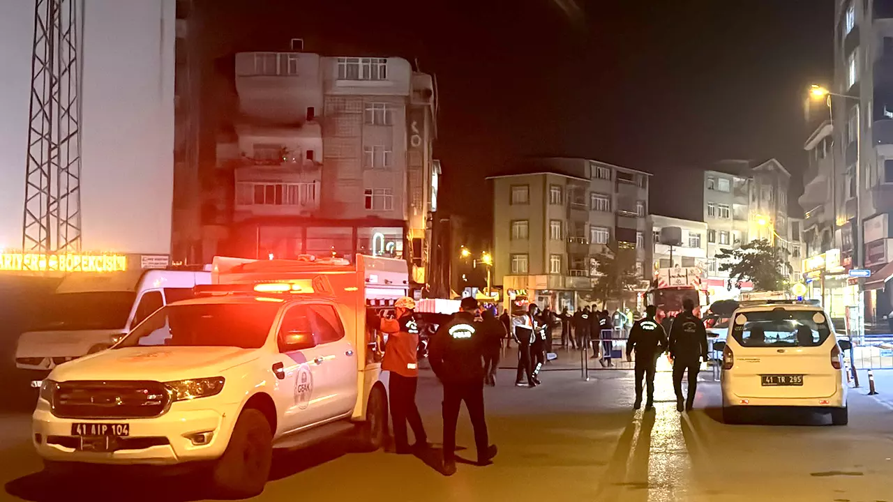 Gebze'de çöken 7 katlı binanın ardından riskli görülen 12 bina