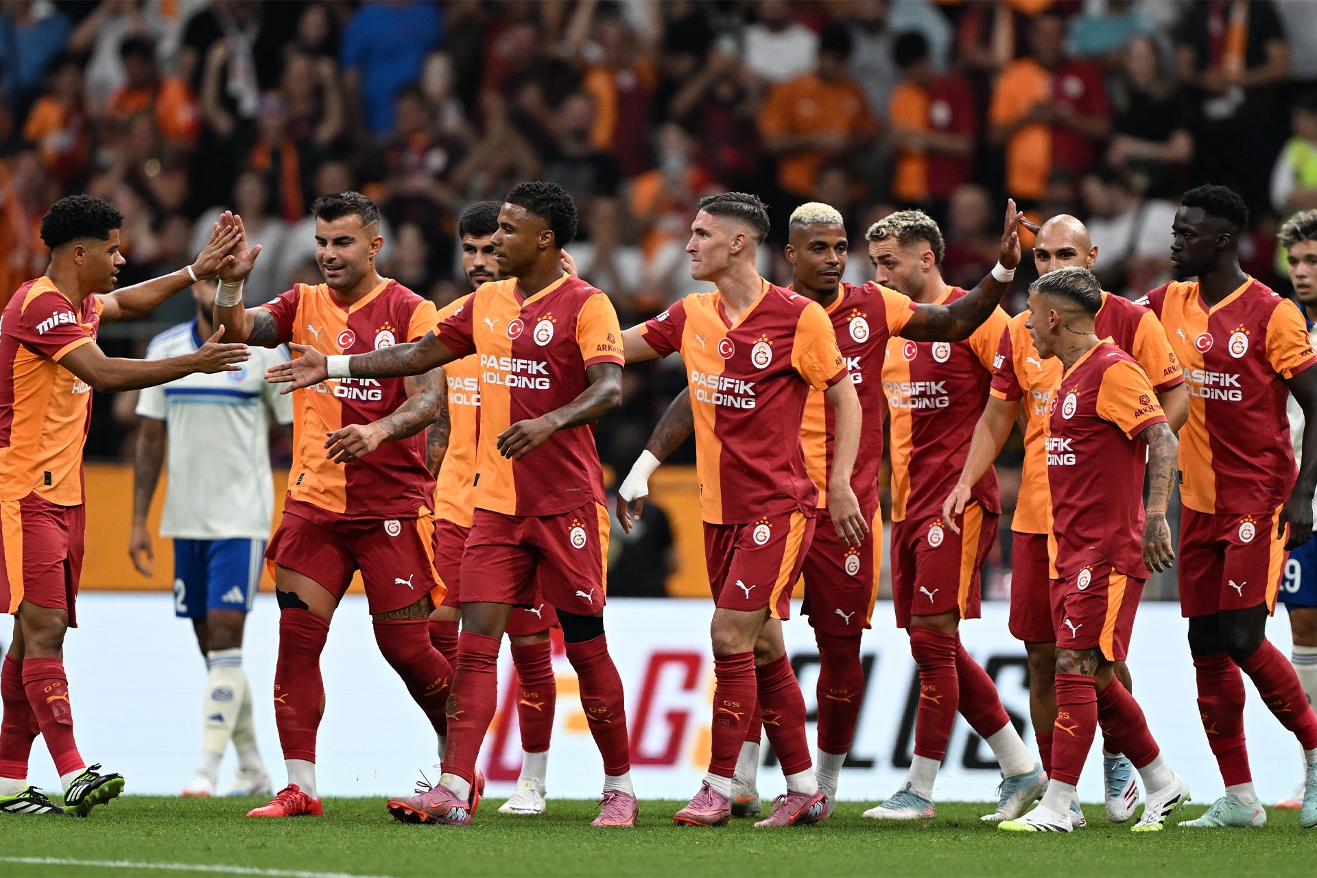 Galatasaray, Şampiyonlar Ligi'ndeki hedefi doğrultusunda bu akşam Union SG'yi ağırlayacak.