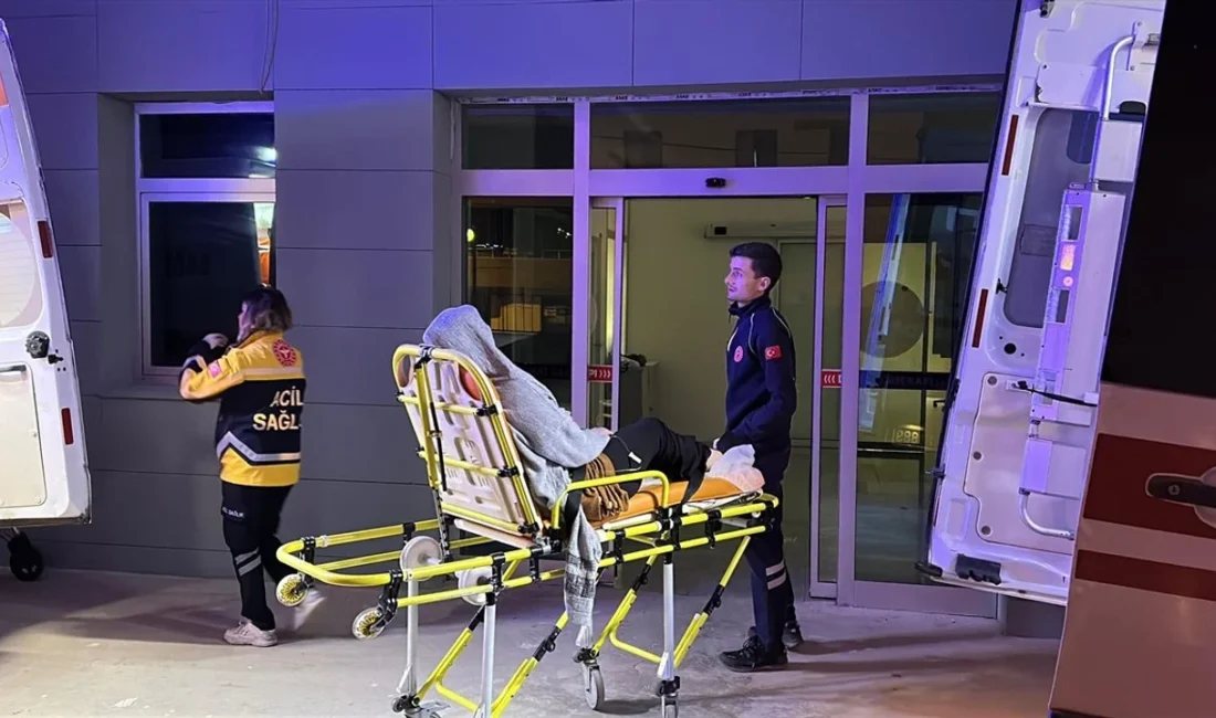 Mevlit programında ikram edilen tavuklu pilav ve ayranı tüketen 30