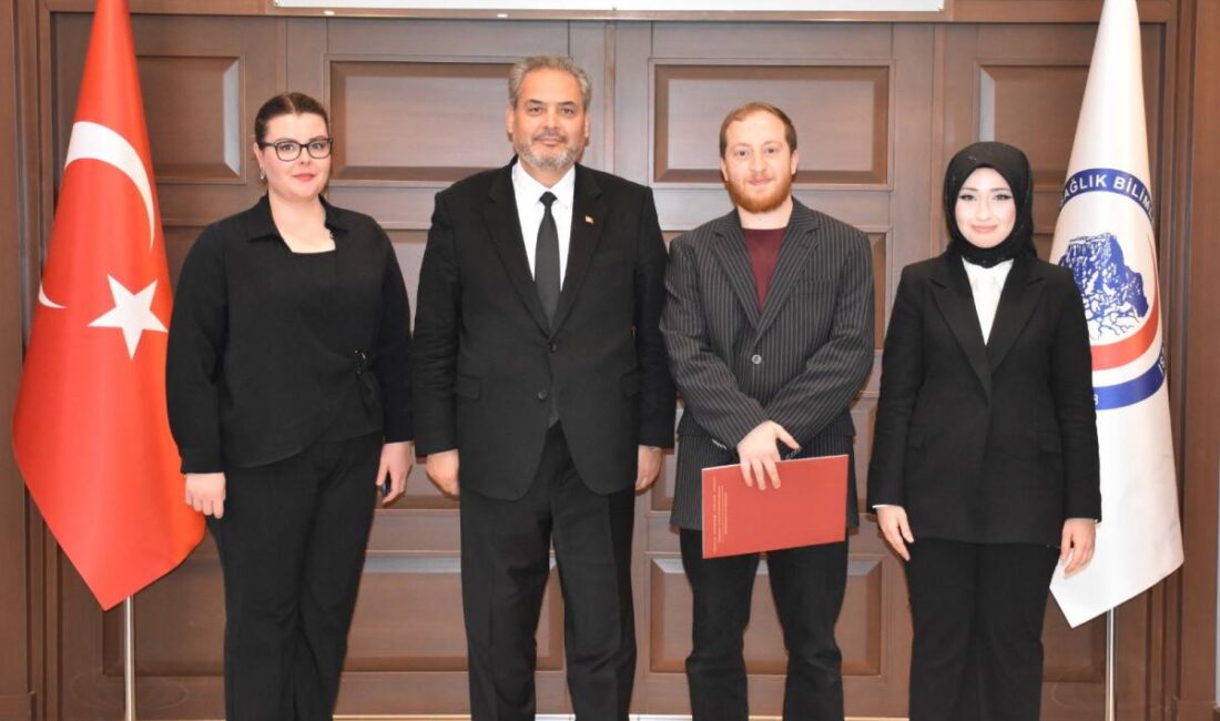 AFSÜ Tıp Fakültesinde eğitimini tamamlayan Gürcistanlı öğrenci Othman Albazz, aldığı