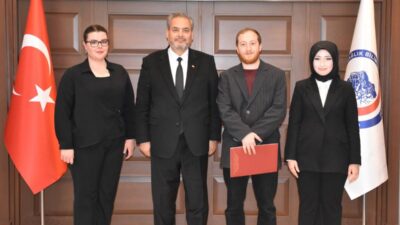 AFSÜ Tıp Fakültesinde eğitimini tamamlayan Gürcistanlı öğrenci Othman Albazz, aldığı