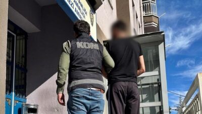 Afyonkarahisar’da 10 yıl 4 ay hapis cezasıyla aranan şahıs polis