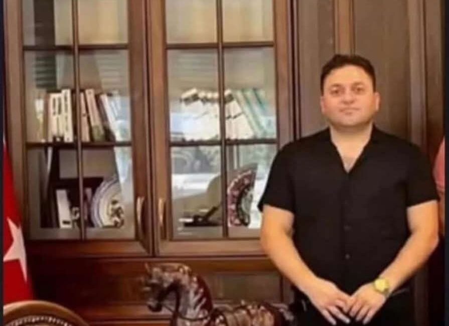 Şırnak'ın Cizre ilçesinde kafede pizza yedikten sonra rahatsızlandıkları belirtilen Mehmet Emin