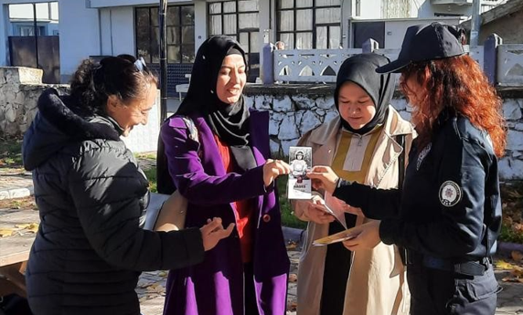 Afyonkarahisar’ın İhsaniye ilçesinde polis ekipleri tarafından kadına yönelik şiddetle karşı