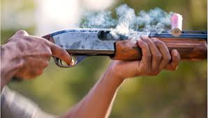 Mersin'de oyun sırasında eline aldığı tüfekle arkadaşını vuran 13 yaşındaki