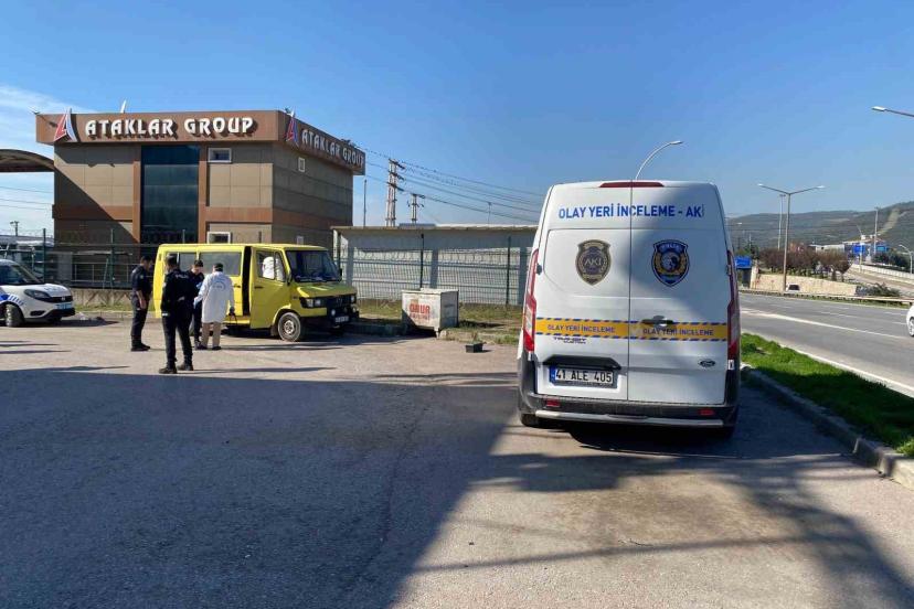 Kocaeli’nin Körfez ilçesinde, minibüste yaşayan 74 yaşındaki Dursun Ali Ermiş,