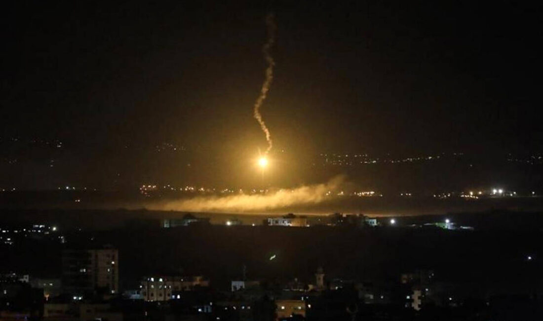 Suriye’nin Beyt Cinn köyüne düzenlenen İsrail saldırısında en az 2