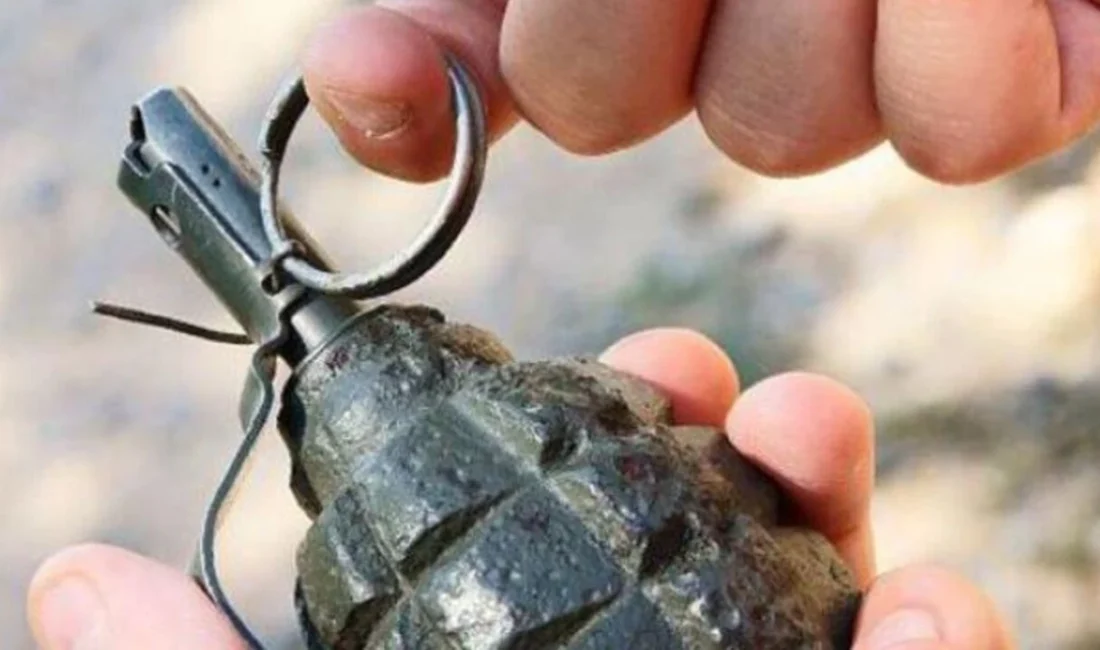 İstanbul Esenyurt’ta bir otele pimi çekili el bombası atıldı. Patlamayan