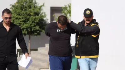 Yasak ilişki yaşadığı kadının ağabeyi tarafından evde yakalanan bir erkek,