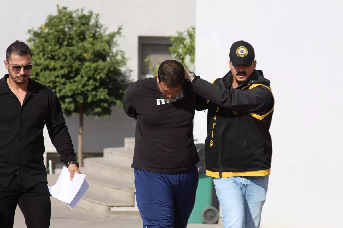 Yasak ilişki yaşadığı kadının ağabeyi tarafından evde yakalanan bir erkek,