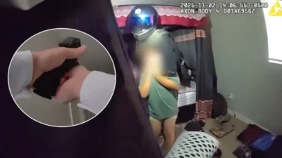 Florida’da bir kişi, 7 yaşındaki kardeşini bıçak zoruyla rehin aldı.