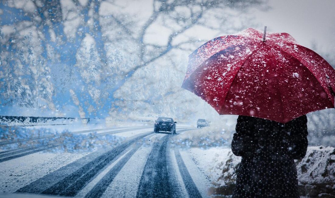 Meteoroloji, hafta sonu Türkiye genelinde etkili olacak sağanak, fırtına ve