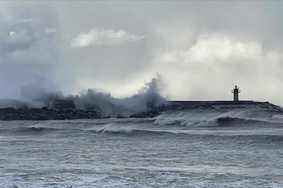 Meteoroloji uzmanları, bugün etkili olacak lodosun özellikle hassas kişilerde baş