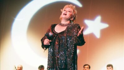  Türk sanat müziğinin usta yorumcularından Muazzez Abacı, 78 yaşında hayata