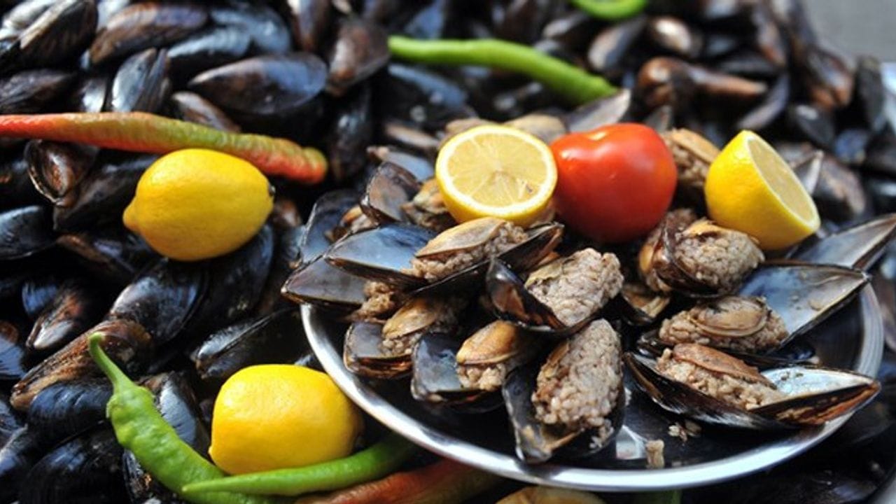 Savcılık kaynaklarından edinilen bilgiye göre, otelde 11 Kasım akşamı ilaçlama